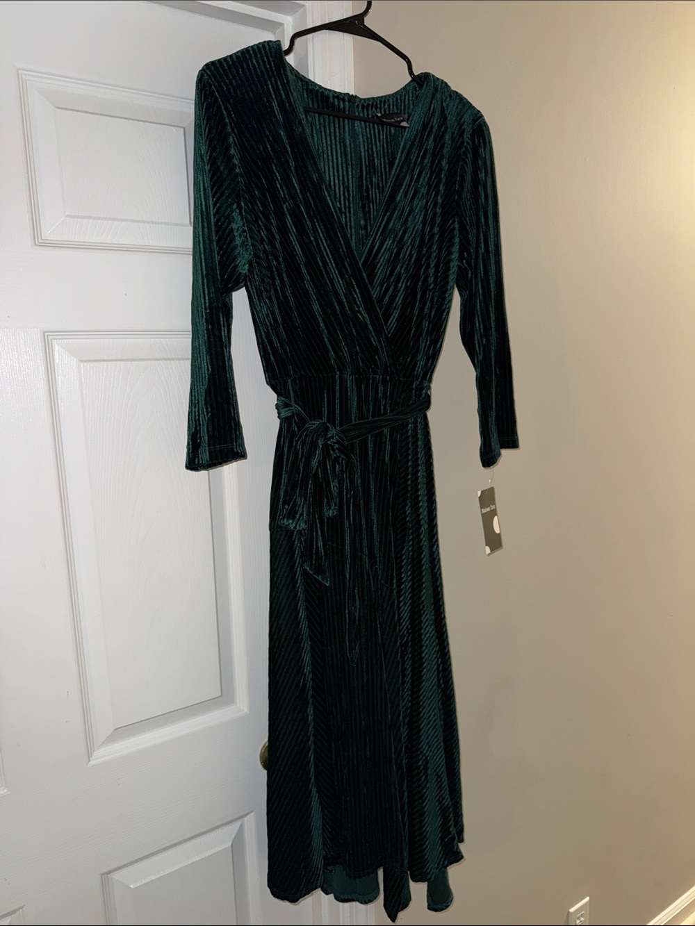 NWT Maison Tara Velvet Wrap Dress in Deep Green